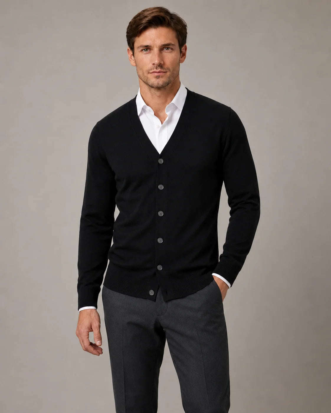CardiLux | Stylish Comfortable Men's Wool Cardigan for Versatile Layering 1