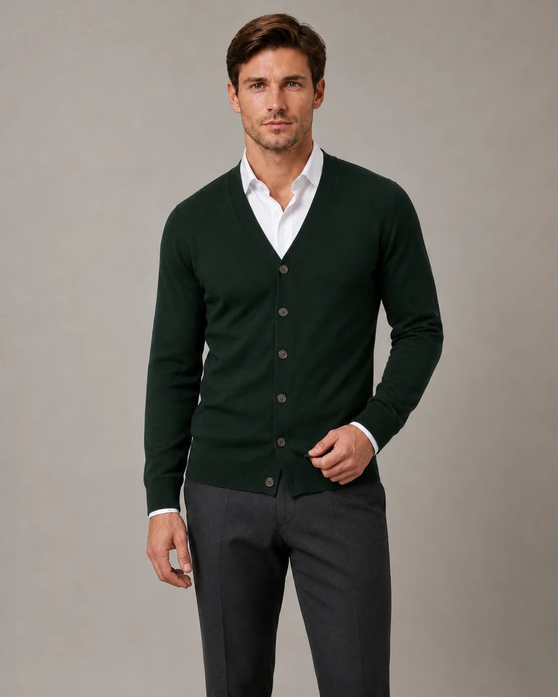 CardiLux | Stylish Comfortable Men's Wool Cardigan for Versatile Layering 2