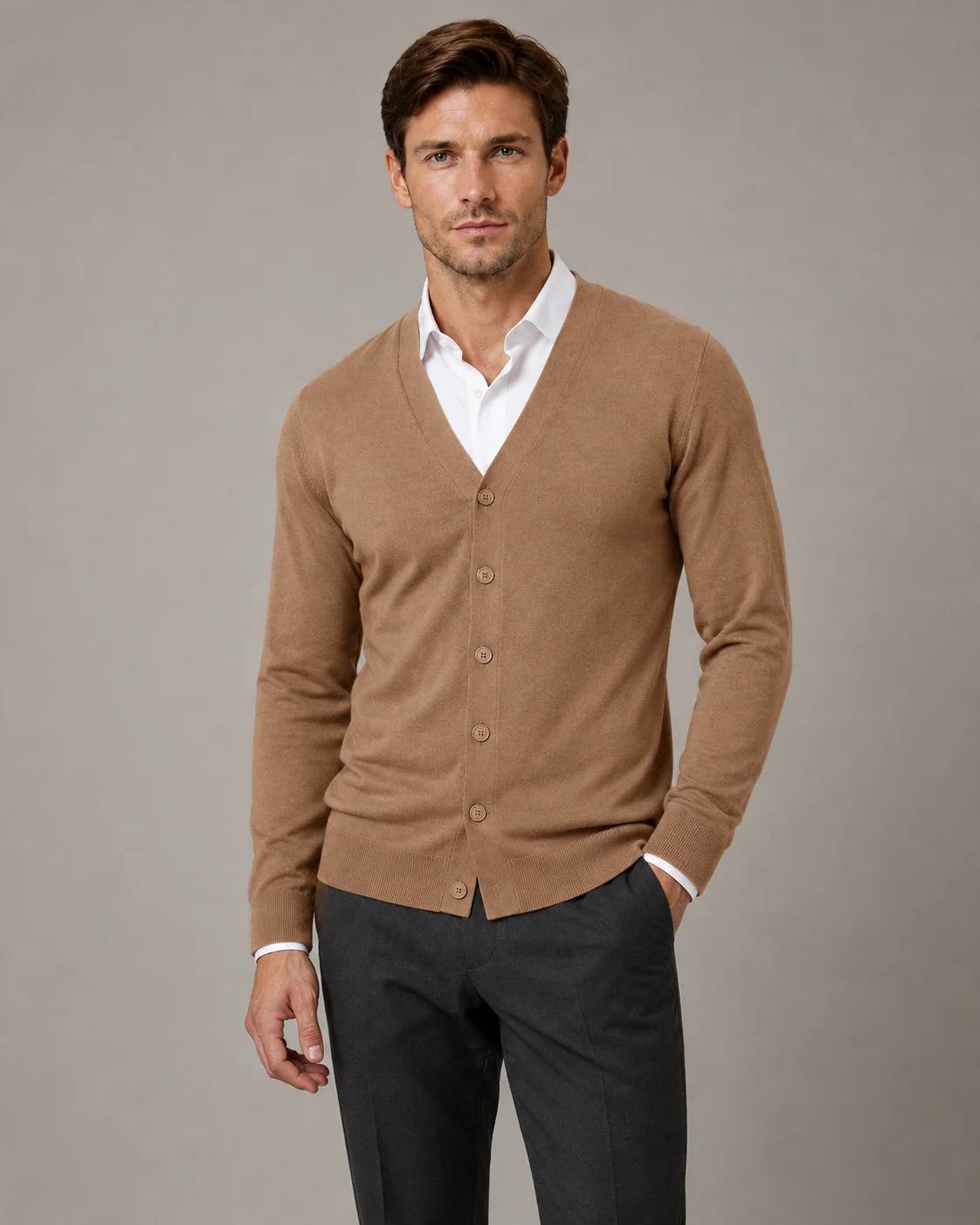 CardiLux | Stylish Comfortable Men's Wool Cardigan for Versatile Layering 4