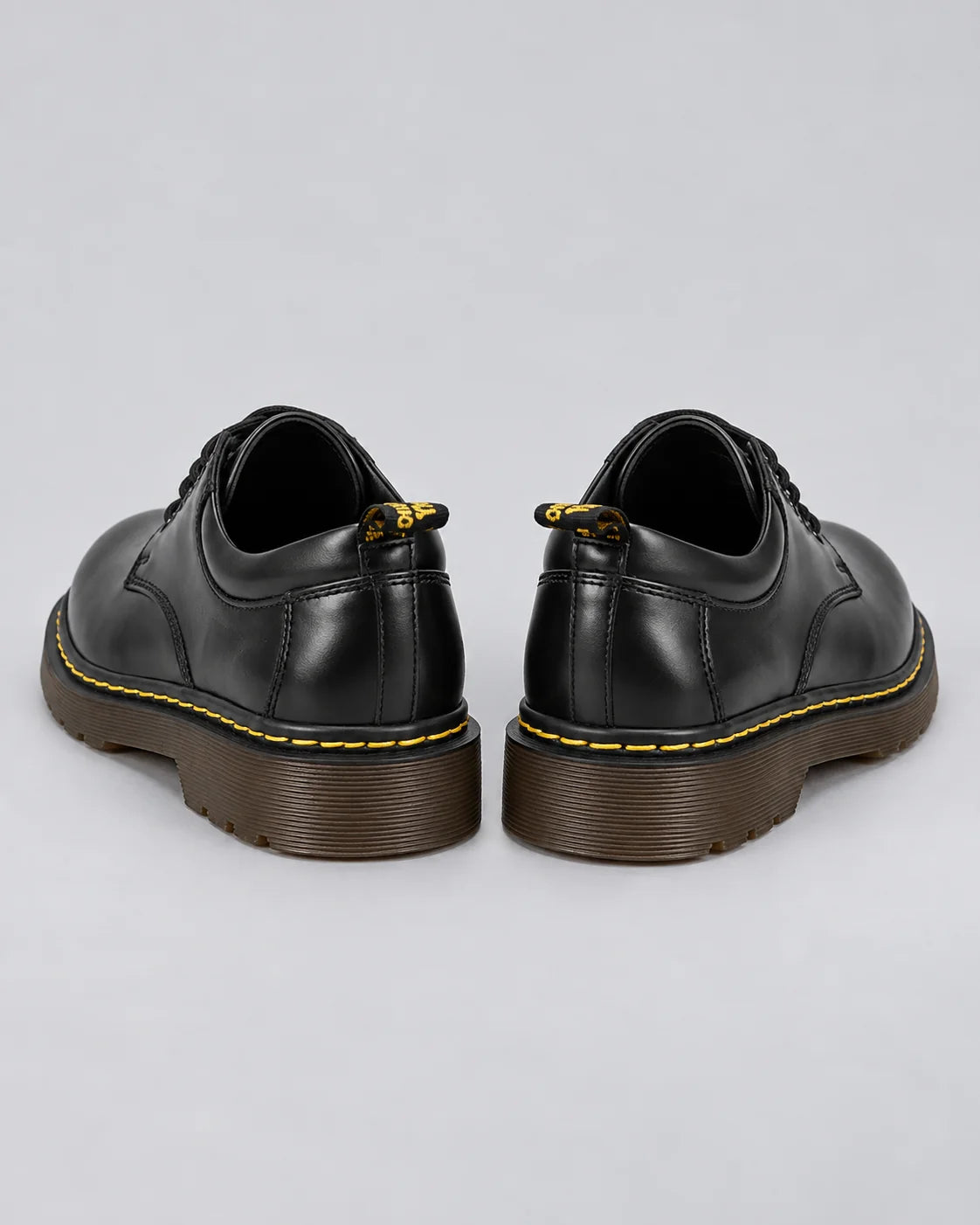 LuxeStride | Stylish Black Leather Men's Oxford Shoes with Chunky Sole 3